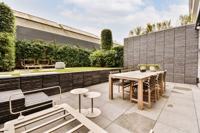 Quel matériau pour une terrasse qui ne bouge pas ?