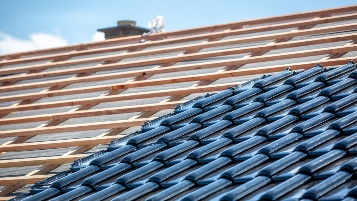 Des travaux de toiture à prévoir ? Confiez-les à un couvreur qualifié !