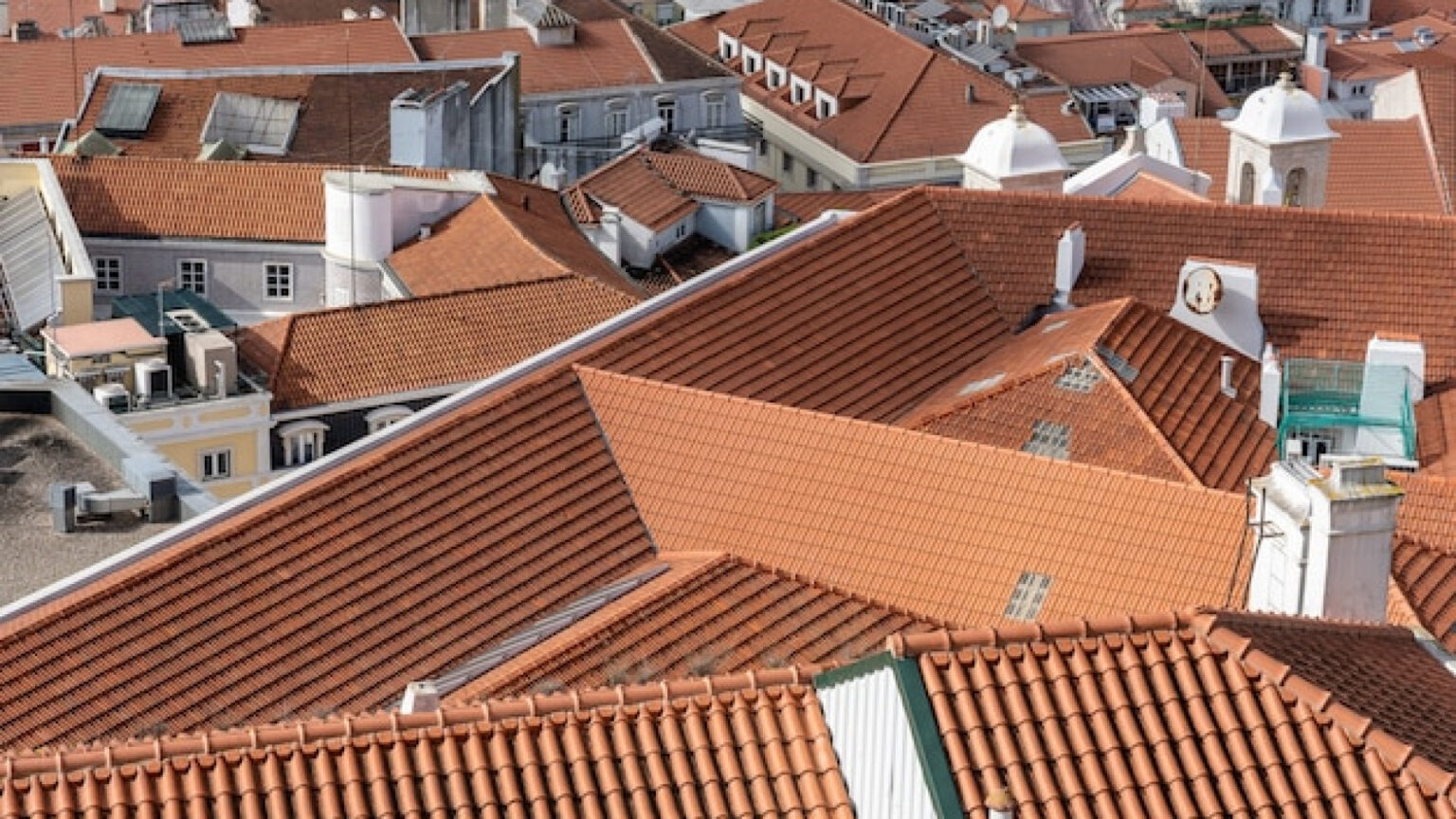 Devis de toiture à Albi : comprendre les prestations d’une entreprise spécialisée