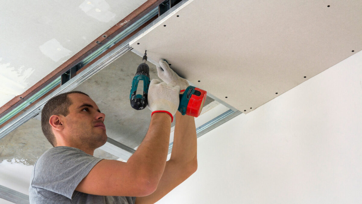 Faites intervenir une entreprise de plafonnage pour une rénovation réussie !