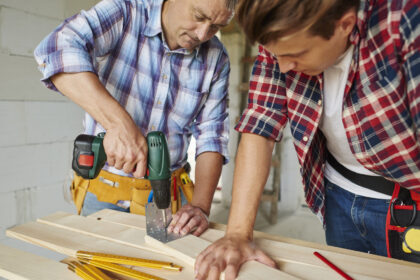 Le soutien des voisins pour réussir son bricolage à domicile