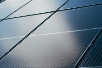 Panneaux solaires à Alençon : ce que vaut vraiment l'investissement en 2026
